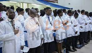 Nigerian doctors strike over pay
