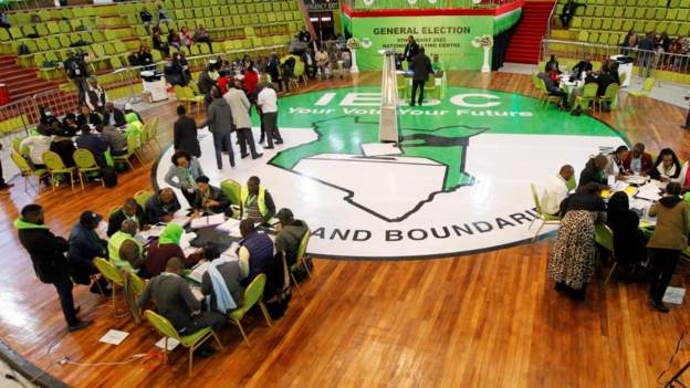 Kenya elections: Alarm over suspicious laptop at tallying centre