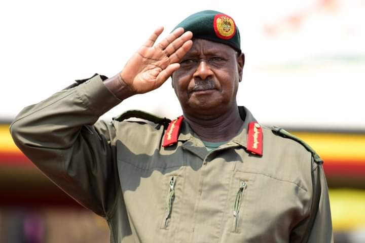 Museveni promotes 469 army officers