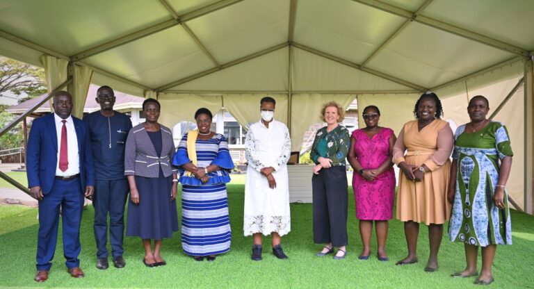 Education Ministry Awards Top Teachers and sponsored their Exchange Opportunity to Ireland